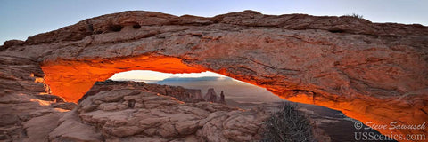 Sunrise at Mesa Arch in Canyonlands National Park near Moab, Utah