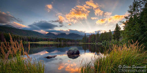 Sunset at Sprague Lake in Rocky Mountain National Park near Estes Park, Colorado